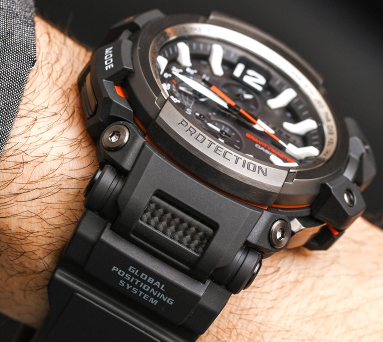 Мъжкият часовник Casio G-Shock